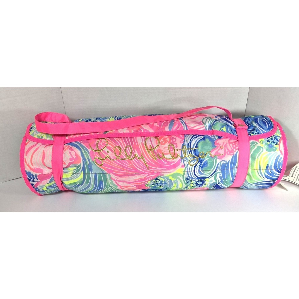 Lilly Pulitzer Beach Mat Bolster Roll Up Pink Floral OS New Water Resistant